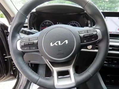 Kia K5 2022, 77346 км, за 19364.58 USD - фото 8