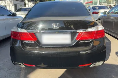 Honda Accord 2015, 175500 км, за 8838 USD