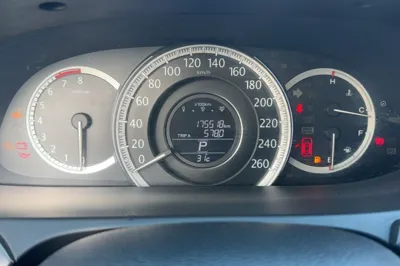Honda Accord 2015, 175500 км, за 8838 USD - фото 7