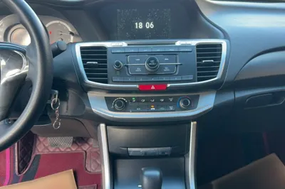 Honda Accord 2015, 175500 км, за 8838 USD - фото 8