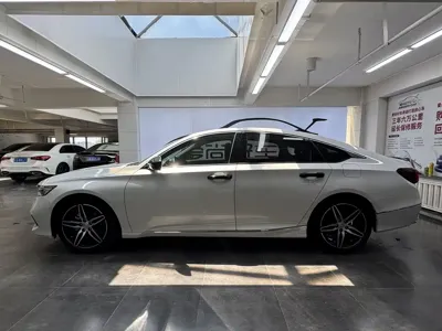 Honda Accord 2022, 29000 км, за 17921.96 USD