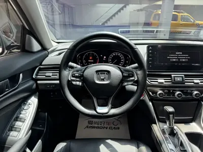 Honda Accord 2022, 29000 км, за 17921.96 USD - фото 9