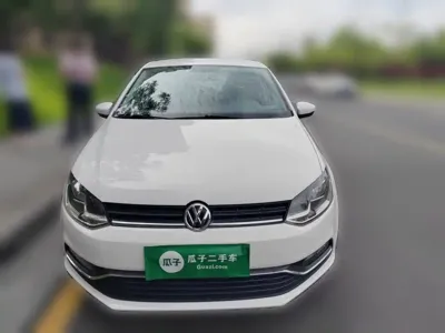 Volkswagen Polo 2015, 49300 км, за 4299.09 USD