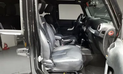Jeep Wrangler 2017, 98785 км, за 14337.63 USD - фото 11