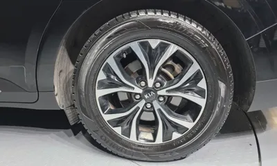 Kia Canival 2021, 123062 км, за 12877.43 USD