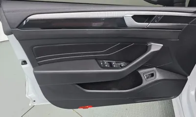 Volkswagen Arteon 2022, 30559 км, за 21162.98 USD - фото 24