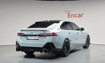 BMW 5-Series 2024, 56414 км, за 43561.64 USD