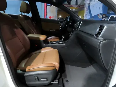 Kia Sportage 2018, 81420 км, за 10603.7 USD - фото 8
