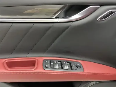 Maserati Ghibli 2021, 37000 км, за 43972.62 USD - фото 27