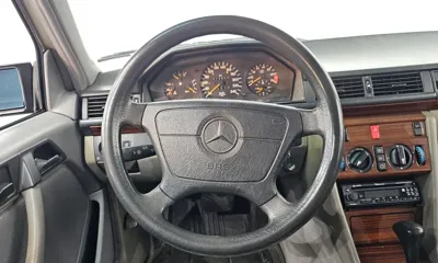 Mercedes-Benz E-Class 1994, 275606 км, за 5911.72 USD - фото 13