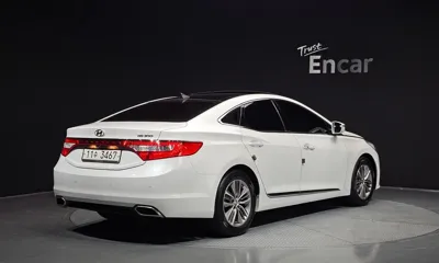 Hyundai Grandeur 2016, 107268 км, за 5883.13 USD