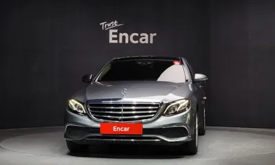 Mercedes-Benz E-Class 2019, 49015 км, за 18501.64 USD