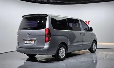 Hyundai Starex 2019, 131542 км, за 8919.72 USD