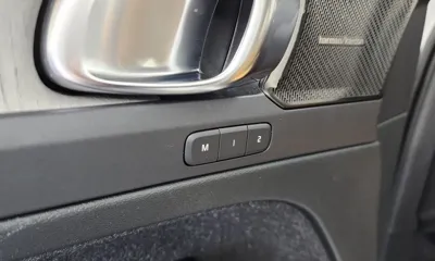 Volvo XC40 2021, 56453 км, за 19686.23 USD - фото 30