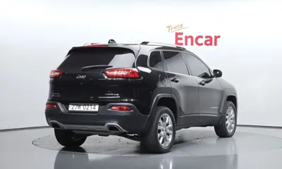 Jeep Cherokee 2016, 154171 км, за 5189.17 USD