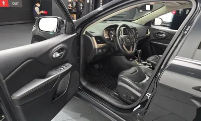 Jeep Cherokee 2016, 154171 км, за 5189.17 USD - фото 11