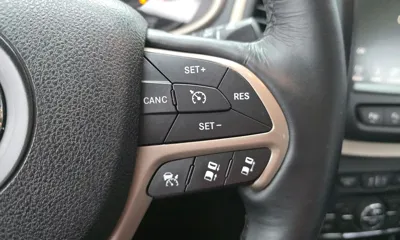 Jeep Cherokee 2016, 154171 км, за 5189.17 USD - фото 17