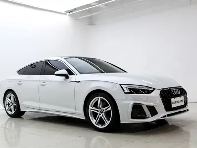 Audi A5 (Import) 2023, 31800 км, за 25941.25 USD