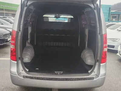 Hyundai Starex 2014, 76721 км, за 6449.51 USD