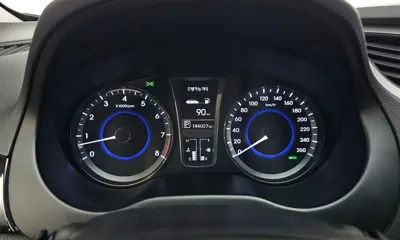 Hyundai Grandeur 2012, 144027 км, за 3152.92 USD - фото 8