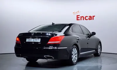 Hyundai Equus 2010, 172755 км, за 2730.29 USD