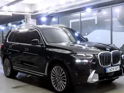 BMW X7 · 2024 год
