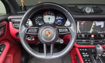 Porsche Macan 2023, 46519 км, за 52590.5 USD - фото 13
