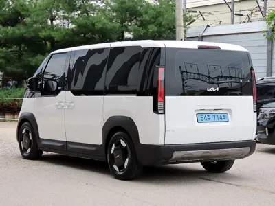 Kia PV5 2026, 12446 км, за 28273.63 USD