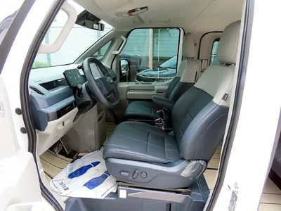 Kia PV5 2026, 12446 км, за 28273.63 USD