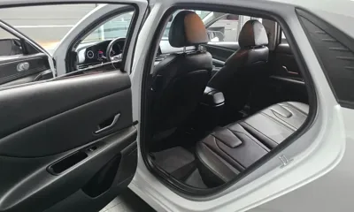 Hyundai Avante 2022, 90936 км, за 9181.66 USD - фото 11
