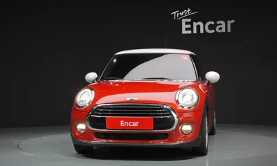 MINI Cooper 2018, 77223 км, за 5645.27 USD