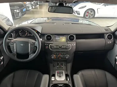 Land Rover Discovery 2016, 178000 км, за 25018.76 USD - фото 6