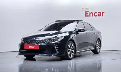 Kia K5 · 2016 год