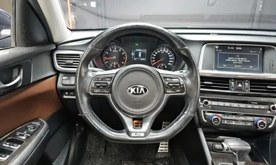 Kia K5 2016, 92276 км, за 7811.47 USD - фото 13