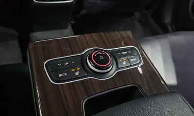 Kia K7 2015, 172762 км, за 3544.7 USD - фото 18