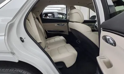 Genesis GV70 2023, 45435 км, за 23897.89 USD - фото 12