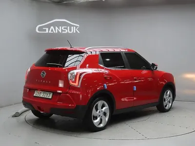 KG_Mobility_Ssangyong TIBOLI 2015, 96705 км, за 3055.32 USD