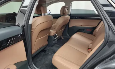 Hyundai Grandeur 2023, 59990 км, за 24288.59 USD - фото 26