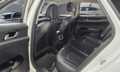 Kia K5 2021, 69687 км, за 11661.24 USD - фото 26