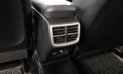 Kia K5 2021, 69687 км, за 11661.24 USD - фото 28