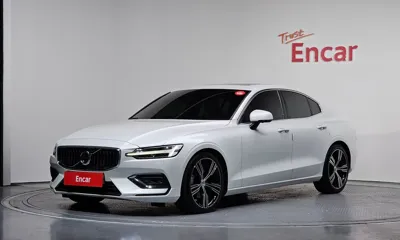 Volvo S60 · 2020 год