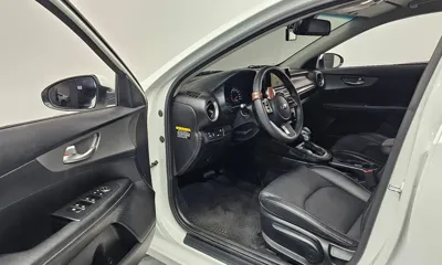 Kia K3 2020, 61795 км, за 8262.83 USD - фото 10
