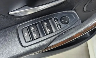 BMW 3-Series 2015, 173087 км, за 6276.84 USD - фото 16