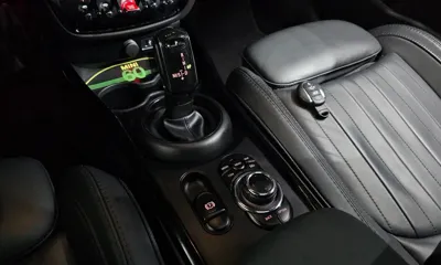 MINI Clubman 2023, 59090 км, за 20529.78 USD - фото 9