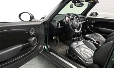 MINI Cooper Convertible 2014, 137124 км, за 5827.81 USD - фото 10