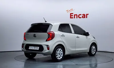 Kia Morning 2018, 106413 км, за 3908.8 USD