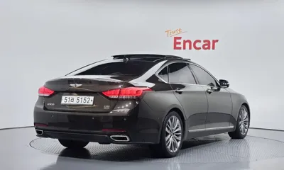 Hyundai Genesis 2015, 94043 км, за 10394.59 USD