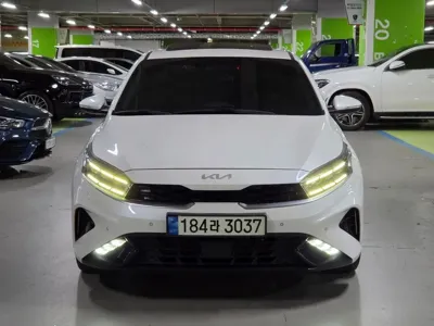 Kia K3 2022, 83808 км, за 11719.88 USD