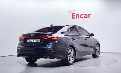 Kia K3 2019, 62828 км, за 8210.72 USD