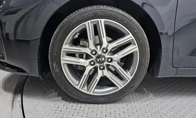 Kia K3 2019, 62828 км, за 8210.72 USD